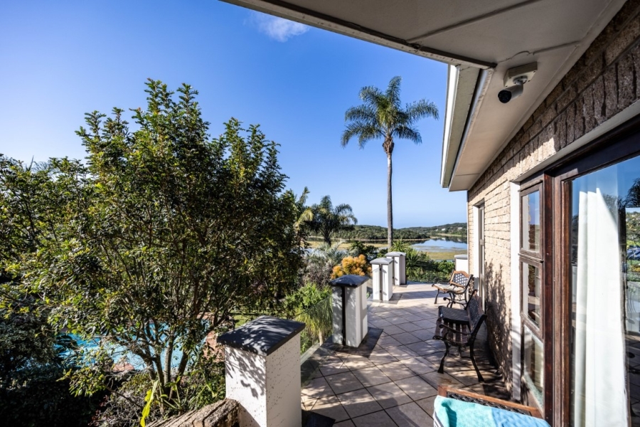 4 Bedroom Property for Sale in Beacon Bay Eastern Cape